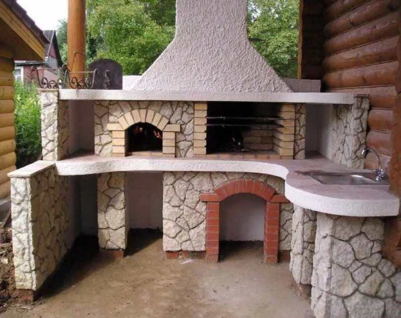 mangal-iz-kirpicha-svoimi-rukami-76-6631962