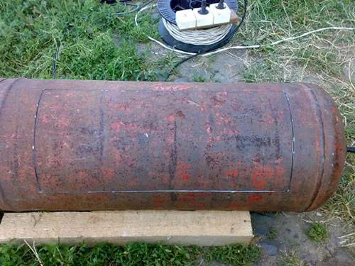 Как сделать коптилку из газового баллона своими руками