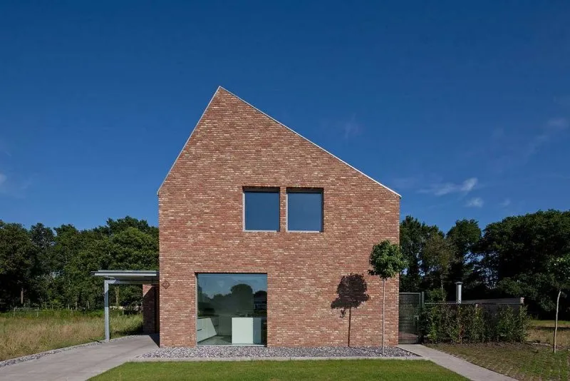 Голландский кирпичный дом