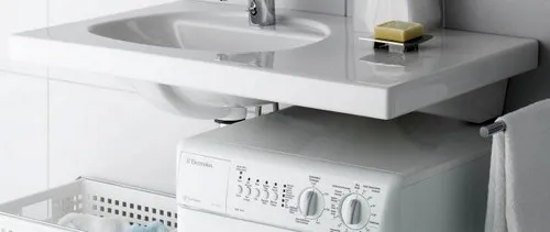 Раковина-кувшинка над стиральной машинкой и ее особенности