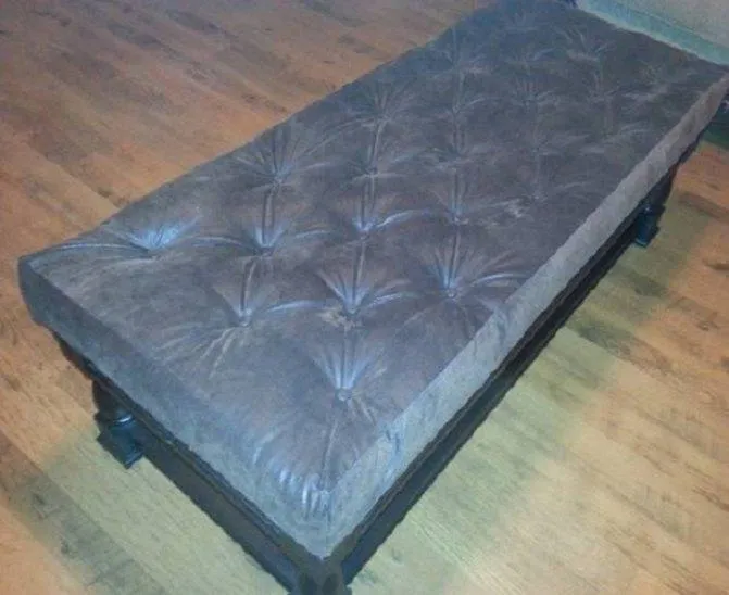 Как обновить старый диван?
