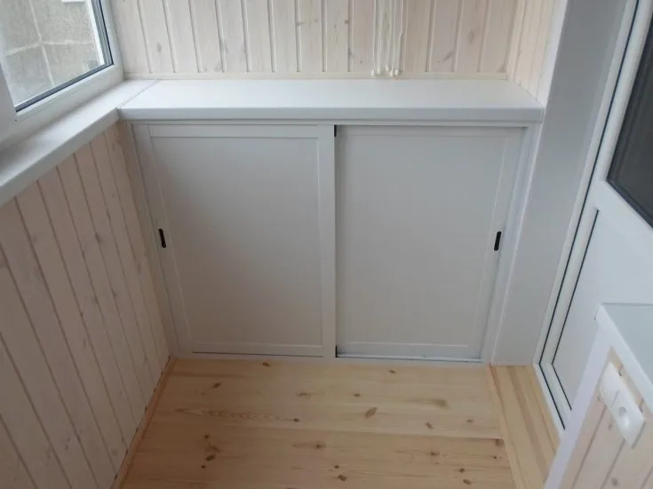 Otdelka balkona vagonkoj 26