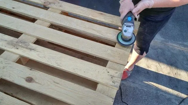 Скамейка из поддонов своими руками - пошаговая инструкция, фото