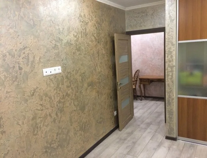 Венецианская штукатурка в коридоре (65 ... Венецианская штукатурка в коридоре (65 ...