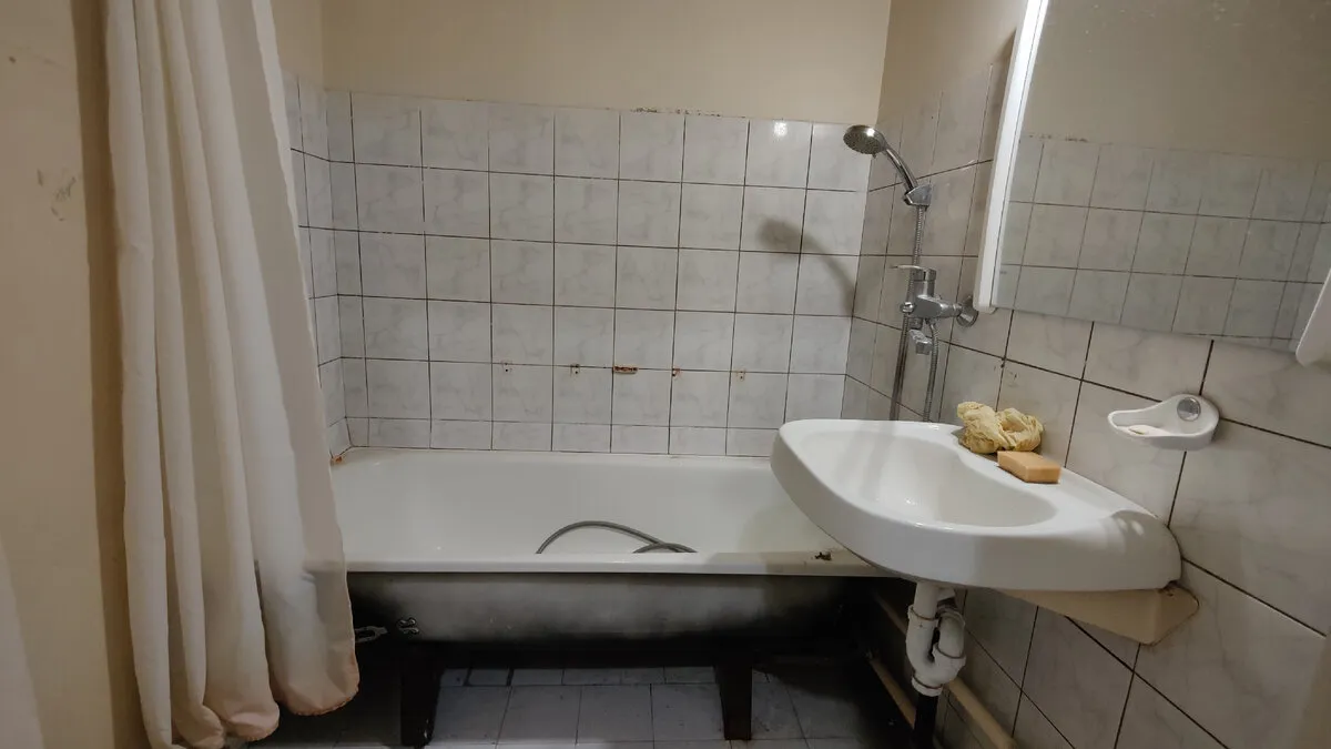 Ванная комната в виде, как она сдается от застройщика 