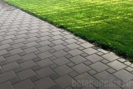 тротуарная плитка на основе из бетона