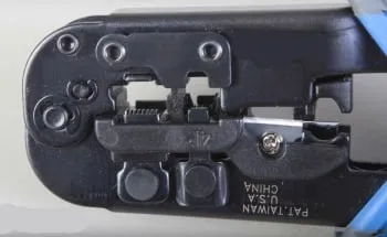 Ложемент 8P для RJ45 и 4P для RJ12 RJ11 d кримпере