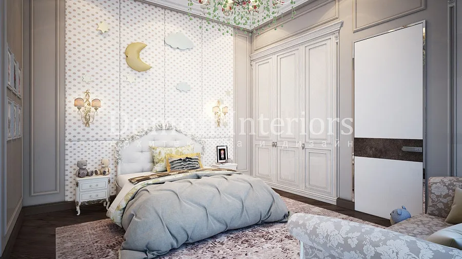 Мягкие декоративные панели в детской спальне девочки в классическом интерьере