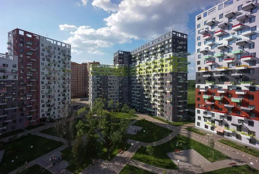 современный панельный дом