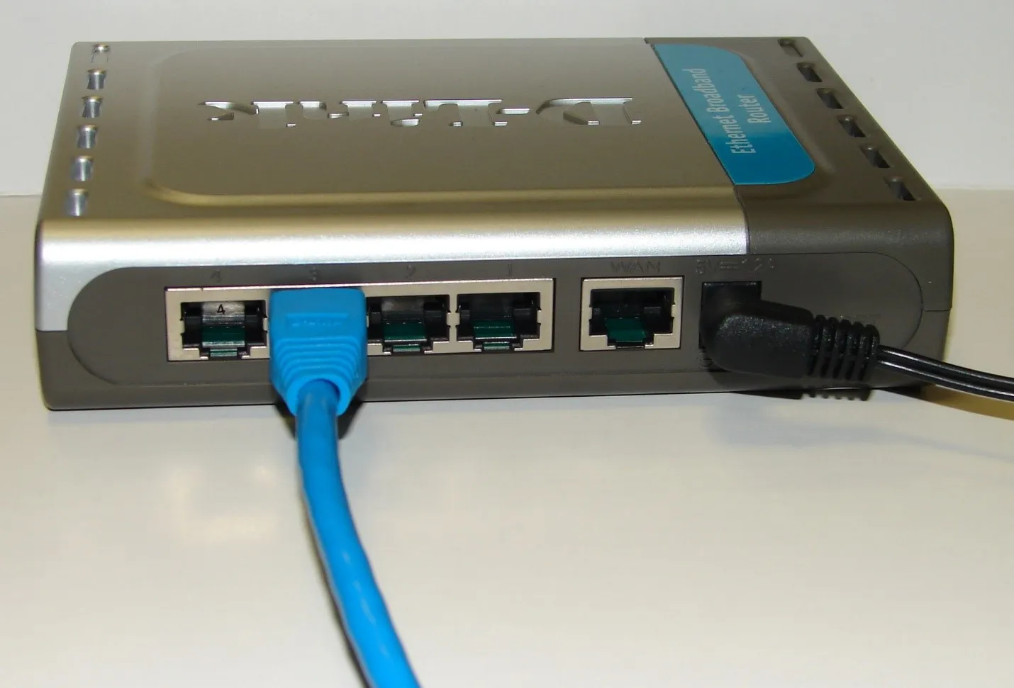 Rj45 роутер-PC. 4g модем с rj45. Маршрутизатор WIFI RJ-45. Витая пара вай фай на роутере. Интернет кабельный модем